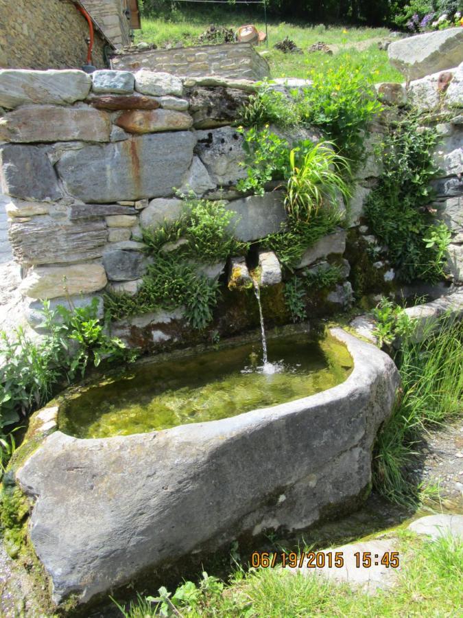 Le Pre De La Fontaine Bed and Breakfast Billiere Exteriör bild